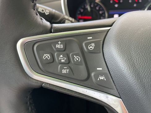 Used 2022 Chevrolet Equinox LT image 12