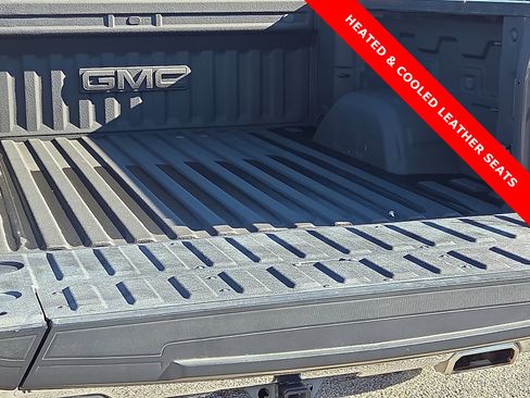 Used 2023 GMC Sierra 1500 SLT image 9