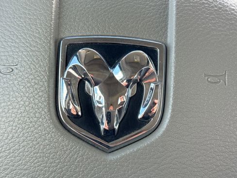 Used 2011 RAM 1500 Classic SLT AWD/4WD image 26