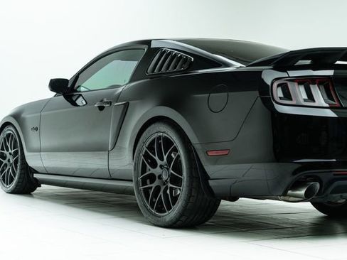 Used 2013 Ford Mustang GT Premium image 20