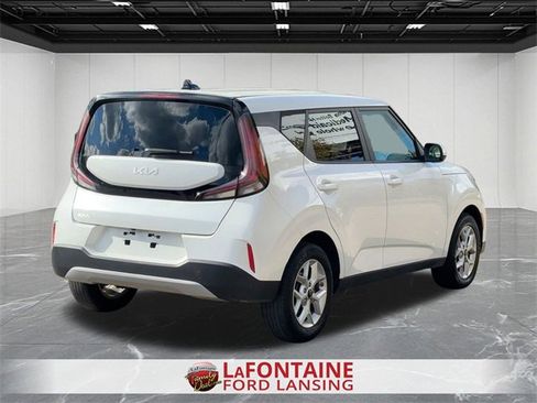 Used 2024 Kia Soul LX w/ Option Group 015 image 5