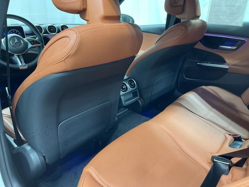 Used 2025 Mercedes-Benz C 300 4MATIC Sedan image 26