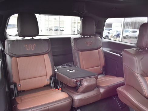 Used 2025 Ford Expedition King Ranch AWD/4WD image 53