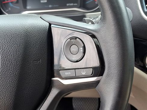Used 2020 Honda Pilot Touring image 24