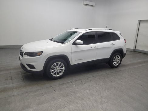 Used 2020 Jeep Cherokee Latitude FWD image 2