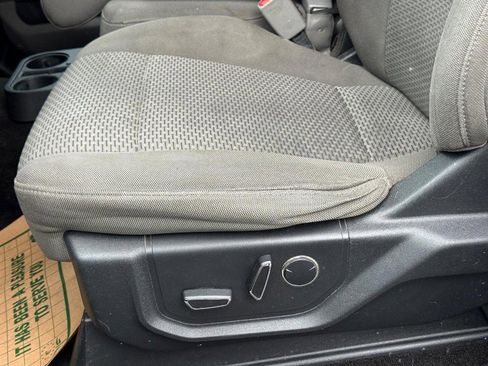 Used 2017 Ford F150 XLT w/ Equipment Group 302A Luxury image 25