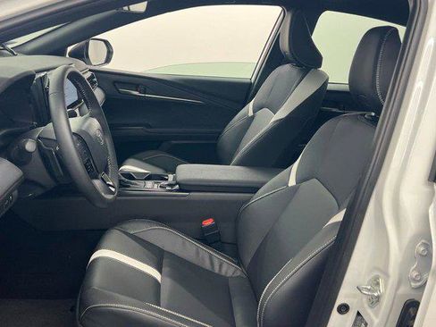 Certified 2025 Toyota Camry SE image 8