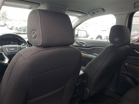 Used 2019 GMC Acadia SLE w/ LPO, Floor Liner Package image 13