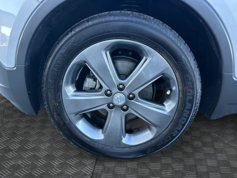 Used 2013 Buick Encore Convenience FWD image 31