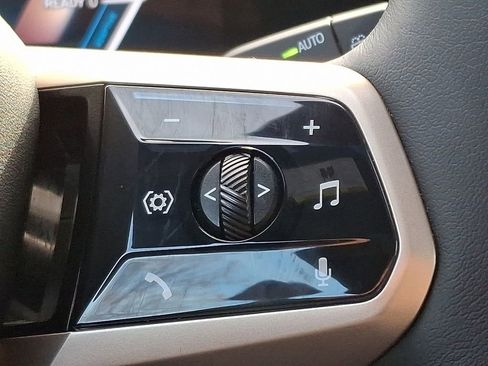 Used 2025 BMW iX xDrive50 w/ Premium Package image 24