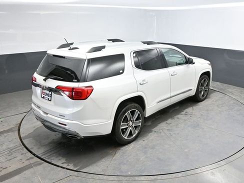 Used 2017 GMC Acadia Denali image 36