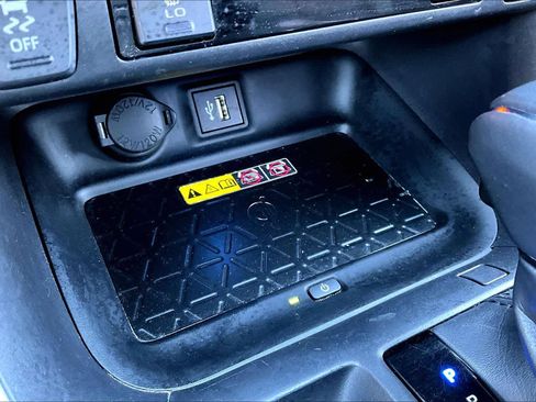 Used 2023 Toyota RAV4 XSE image 34