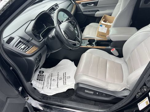 Used 2020 Honda CR-V Touring image 16