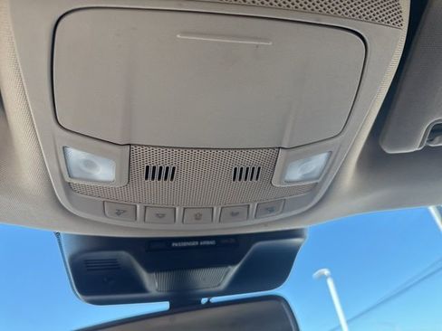 Used 2024 Ford Expedition XLT image 37