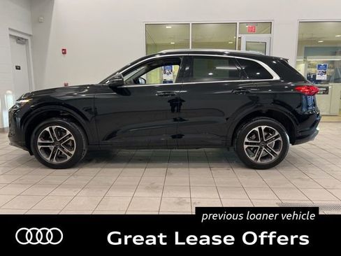 Certified 2025 Audi Q5 Premium Plus w/ Premium Plus AWD/4WD image 4
