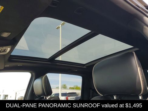 Used 2019 RAM 1500 Laramie w/ Sport Appearance Package AWD/4WD image 7