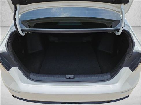 Used 2024 Honda Accord Sport image 7