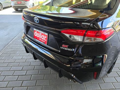 Used 2024 Toyota Corolla SE w/ SE Package FWD image 15