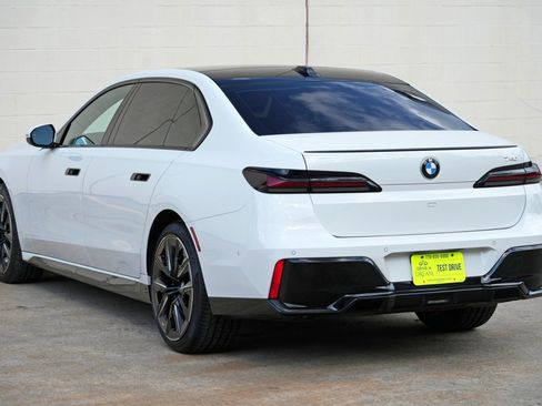 Used 2023 BMW 740i RWD image 52