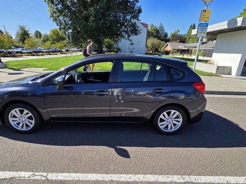 Used 2015 Subaru Impreza 2.0i Premium image 8