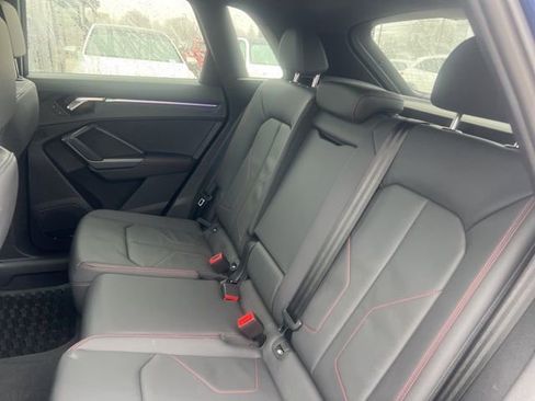 Used 2025 Audi Q3 2.0T Premium Plus w/ Premium Plus Package image 8