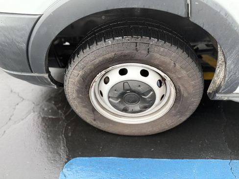 Used 2018 Ford Transit 150 148 Medium Roof image 31