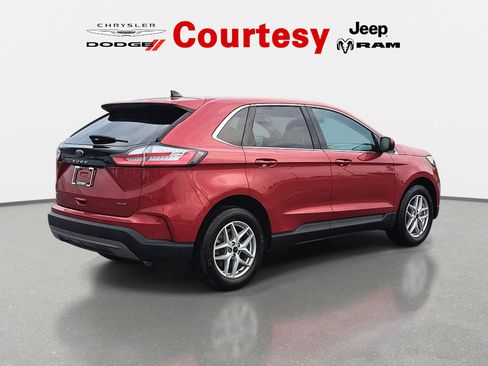 Used 2023 Ford Edge SEL AWD/4WD image 4