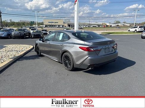 Certified 2025 Toyota Camry SE image 5