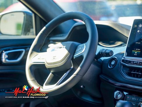 New 2026 Jeep Compass Limited image 10