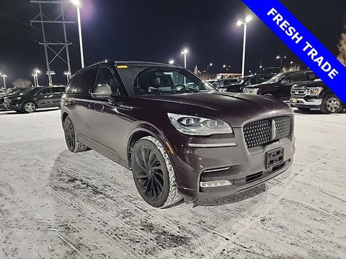 Certified 2023 Lincoln Aviator Black Label image 1