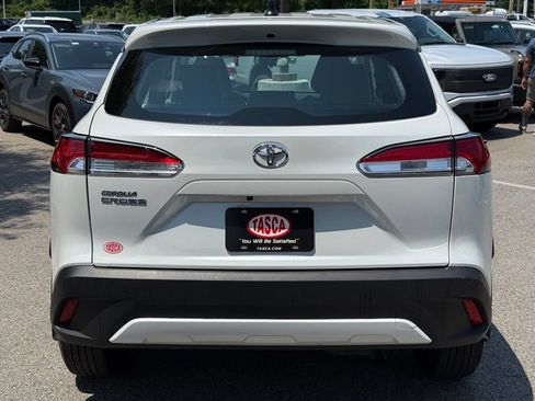 Used 2024 Toyota Corolla Cross L FWD image 9