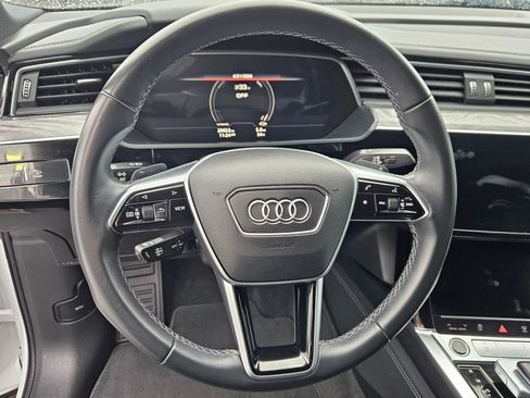 Used 2023 Audi e-tron Premium Plus w/ Premium Plus Package AWD/4WD image 14