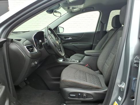 Used 2024 Chevrolet Equinox LT w/ LPO, Floor Liner Package image 12