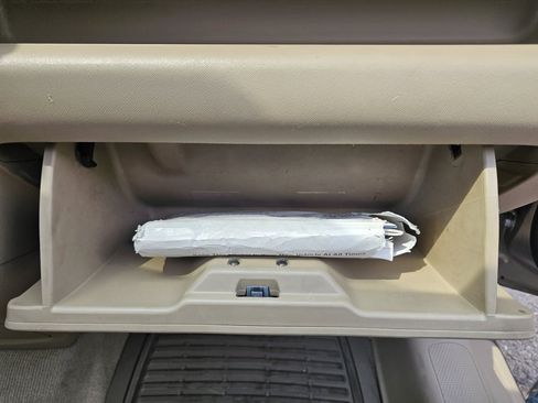 Used 2005 Honda CR-V EX image 46