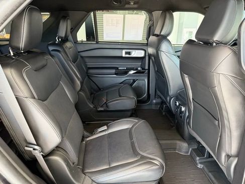 Used 2022 Ford Explorer ST w/ Equipment Group 401A image 19
