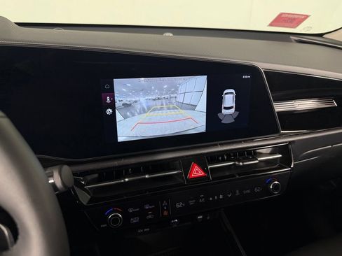 Used 2025 Kia Niro Wind FWD image 15