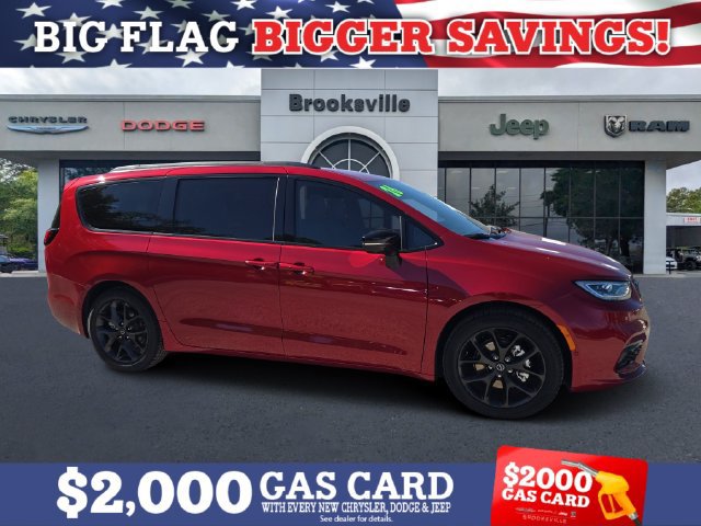 New 2026 Chrysler Pacifica Select w/ S Appearance Package FWD image 1