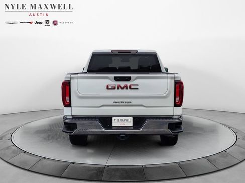 Used 2024 GMC Sierra 1500 SLT image 16