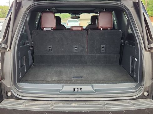 Used 2024 Ford Expedition Max Limited AWD/4WD image 10