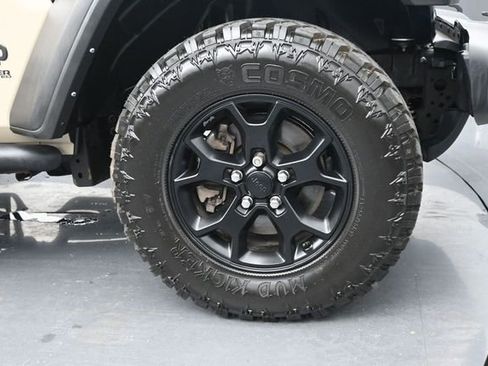 Used 2022 Jeep Wrangler Unlimited Sport AWD/4WD image 39