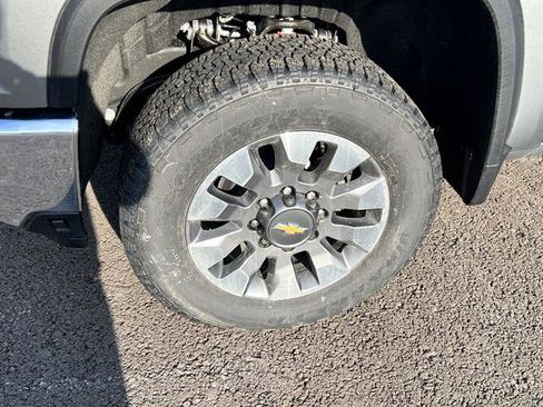 New 2026 Chevrolet Silverado 3500 LT w/ All Star Edition image 10