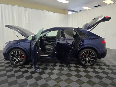 Used 2020 Audi Q8 Prestige image 12