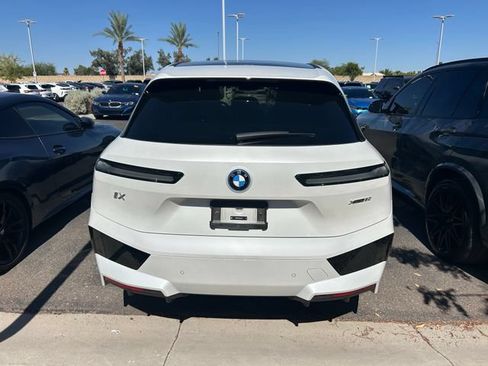 Used 2024 BMW iX xDrive50 w/ Premium Package AWD/4WD image 3