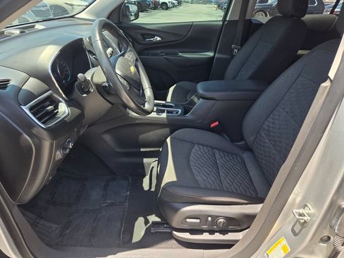 Used 2019 Chevrolet Equinox LT FWD image 5