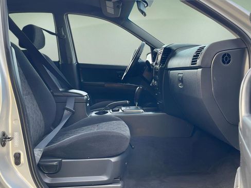 Used 2007 Kia Sorento LX w/ Sport Pkg image 16