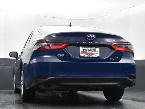 Used 2023 Toyota Camry LE image 39