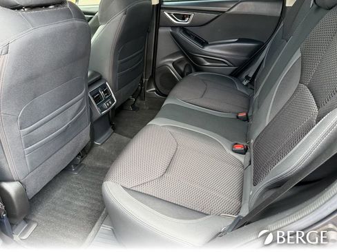 Used 2022 Subaru Forester Premium AWD/4WD image 17