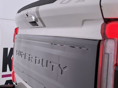 New 2026 Ford F250 Platinum w/ Tremor Off-Road Package image 24