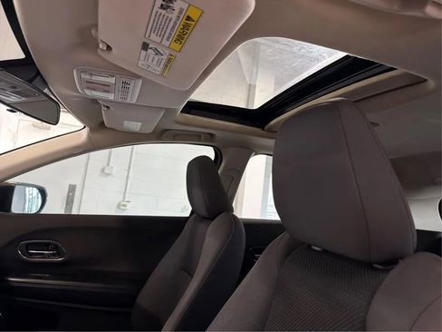 Used 2021 Honda HR-V EX image 24
