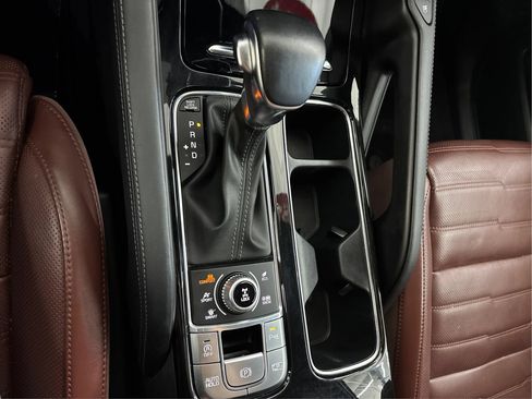 Used 2024 Kia Telluride SX Prestige AWD/4WD image 47